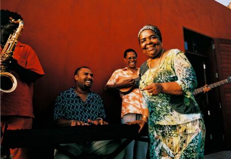Concert Cesaria Evora pe 15 mai