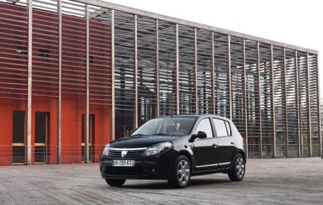 Dacia scoate exporturile din criza