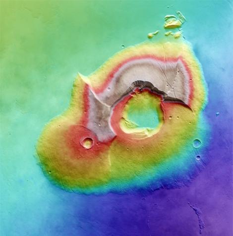 FOTO! Vulcan curcubeu pe Marte vechi de 4 miliarde de ani
