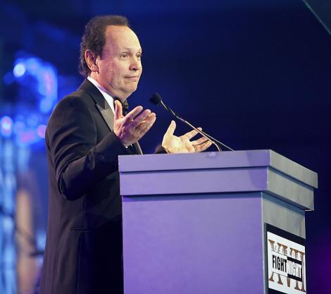 Billy Crystal a acceptat sa fie gazda Premiilor Oscar 2012