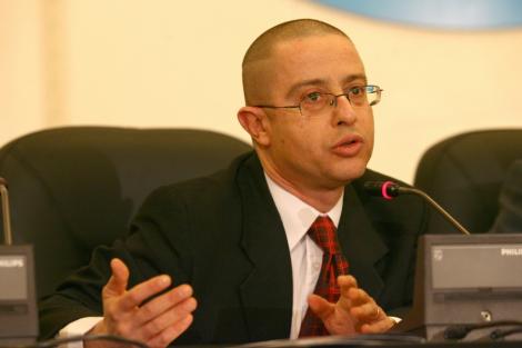 Ciuhodaru: Prezervativele nu vor duce la erectia bugetului minuscul din sanatate