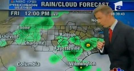 VIDEO! Un prezentator meteo american a inghitit o insecta in direct
