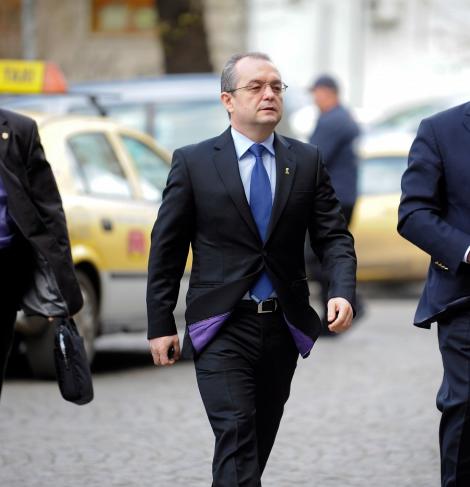 Surse: Emil Boc merge la Caras-Severin pentru a calma spiritele in PDL