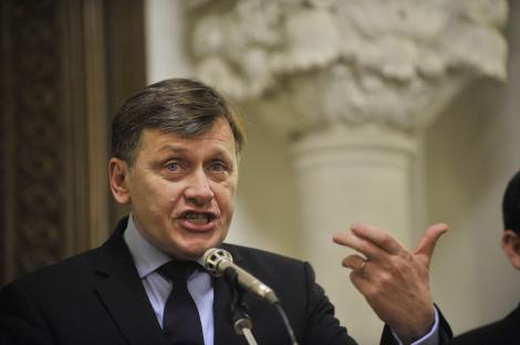 Cine ii ia locul lui Traian Basescu? Crin Antonescu, presedinte neales pentru 3 luni