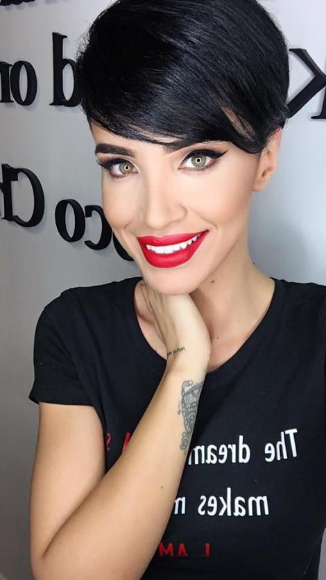 Adelina Pestrițu, pusă în încurcătură de fani! N-a știut ce să răspundă! „Am o curiozitate...”
