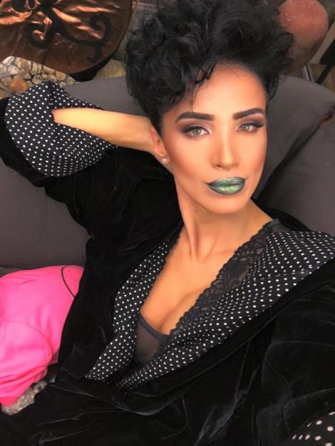 Adelina Pestrițu, scandal cu fanii! Vedeta și-a pierdut răbdarea și i-a pus la punct! „Da' ce sunt eu?”