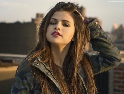 Aici și-a petrecut clipele amare! Cum arată casa în care s-a ascuns Selena Gomez, departe de ochii fanilor!