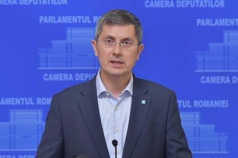 Dan Barna anunţă că membrii USR au decis ca el să continue la şefia formaţiunii