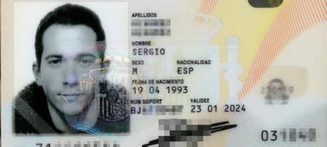 Adevărul despre imaginea care a devenit virală! De ce apare un bărbat în poza de buletin cu o scobitoare în gură