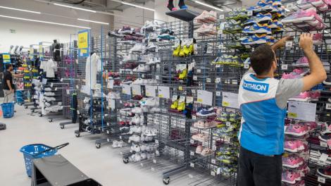 Atenție! Decathlon retrage un produs de pe piață, considerat periculos pentru cei care îl folosesc. Cum vă puteți recupera banii