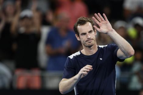 Andy Murray a câştigat primul meci la simplu după operaţie şi a estimat că va fi mai bine pregătit la sfârşitul anului