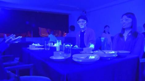 Cât de repede te poți infecta cu noul coronavirus la restaurant. Pericolul e mai mare decât crezi (VIDEO)
