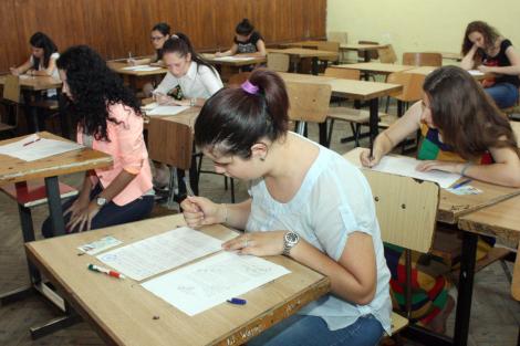 Veste bună pentru elevi! Scade numărul de ore! Cu cât ar putea fi redus timpul petrecut la școală