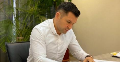 Stroe: Statul trebuie să răscumpere Arenele BNR de la banca naţională