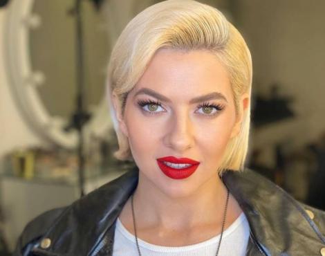 Lidia Buble a primit un cadou din partea unui admirator secret. Cum a reacționat artista