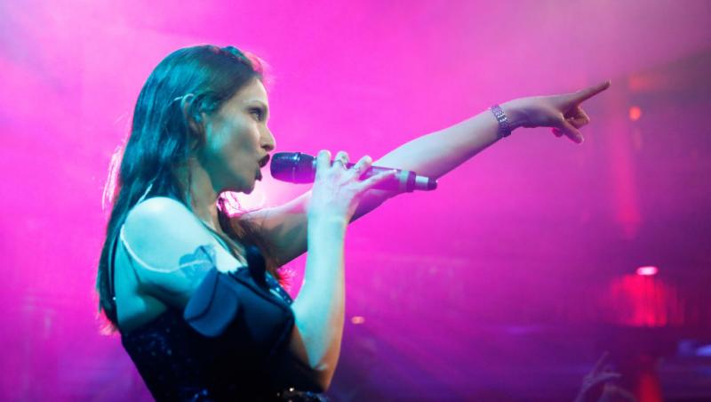 sophie-ellis-bextor-scena