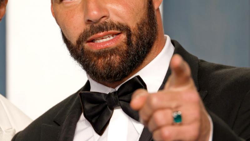 Cum arăta în adolescență Ricky Martin, celebrul star al muzicii latino.  Încă de la o vârstă fragedă era un adevărat cuceritor