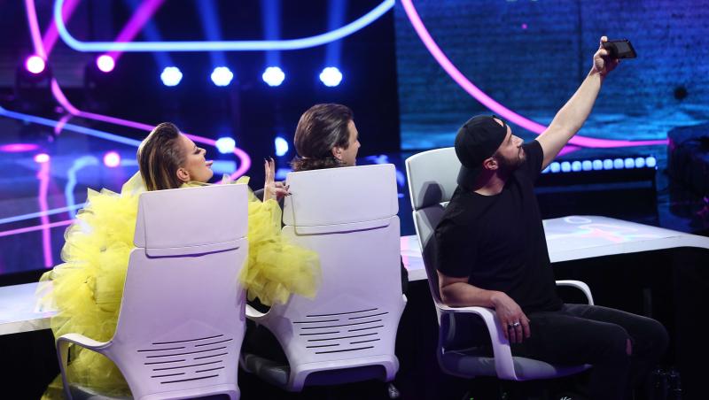Finala iUmor, sezonul 12. Radu Giurcă a impresionat jurații iUmor cu autoironia sa: “Numărul a făcut burtă la un moment dat