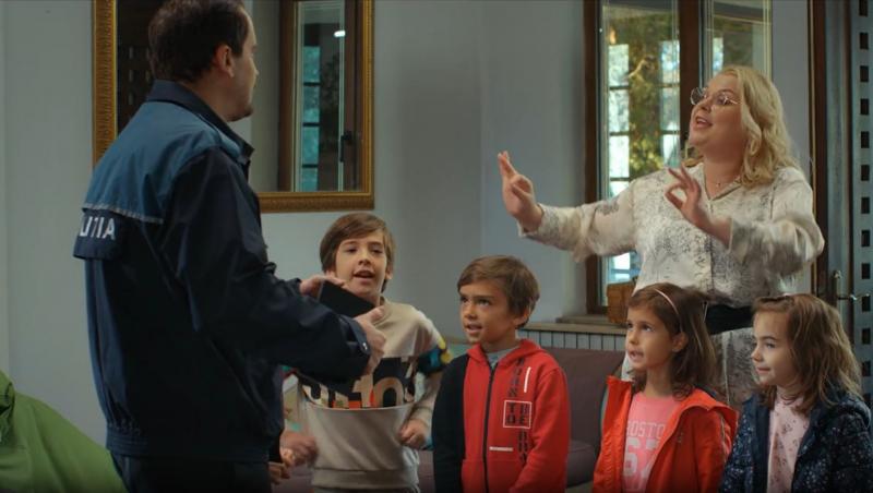 Bravo, tată! Rezumat episodul 10, din 24 decembrie. Cei patru tătici ajung la secția de poliție, iar Cristina se sărută cu Gioni